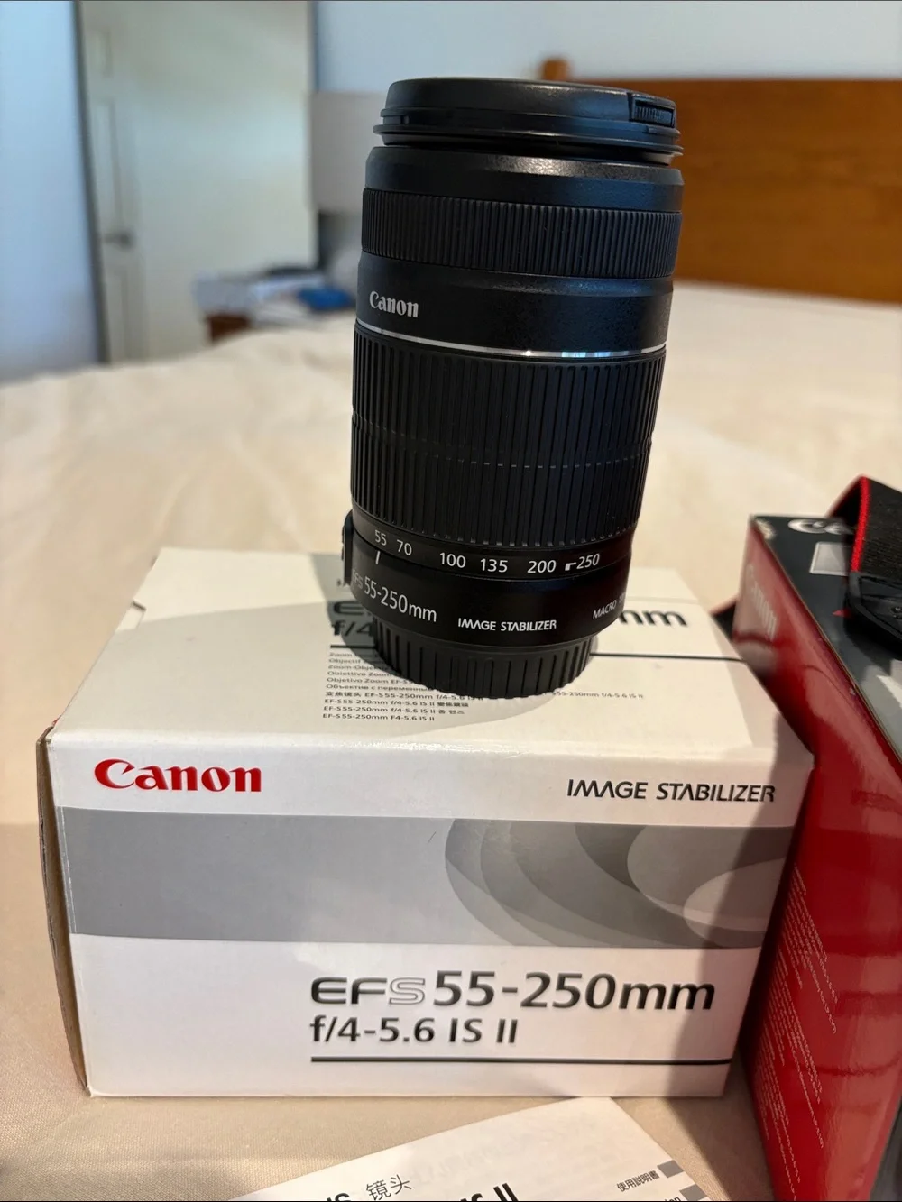 NWT Canon EOS Rebel DSLR Camera Kit with Black Carrying Case and 2 Lens